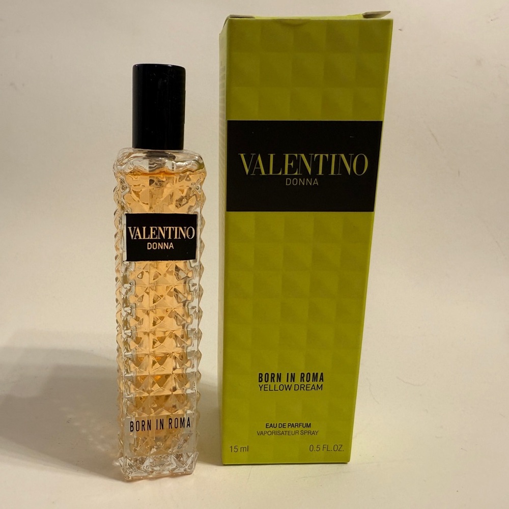 Valentino Donna Born in Roma Yellow Dream Eau De Parfum 15ml Travel Spray NIB
